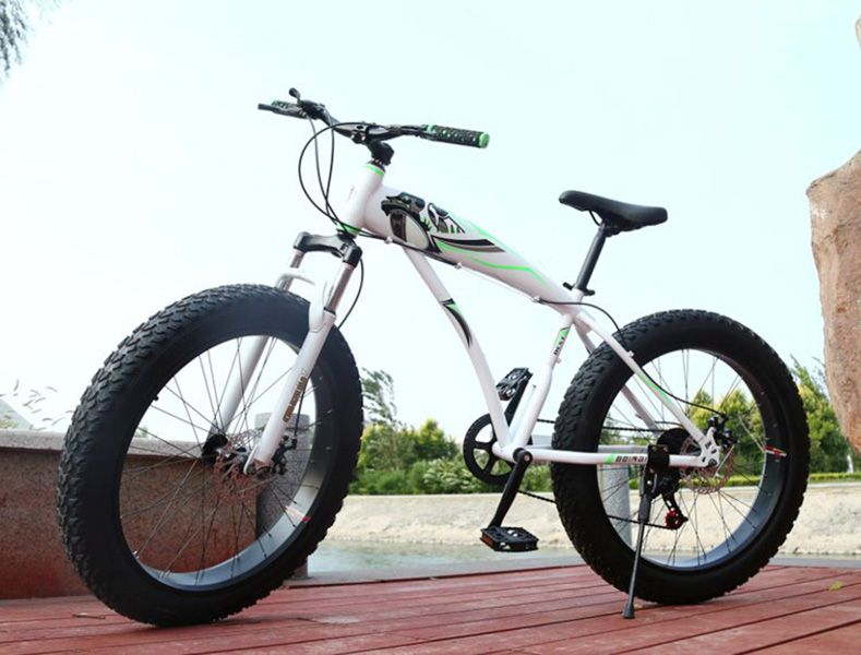 thick mountain bike tires