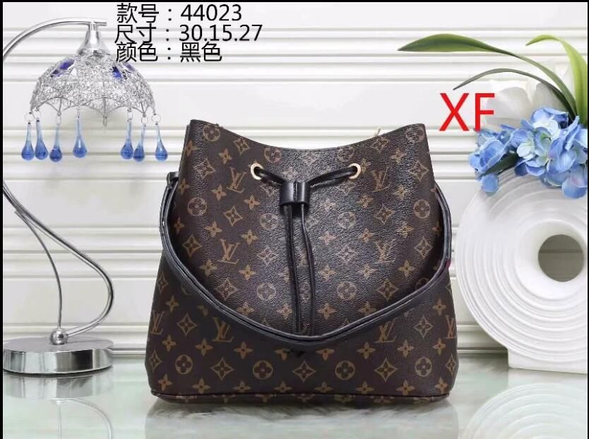 Grosshandel Marke Schultertasche Designer Handtasche Luxurys Handtasche Tasche Geldborse Handytasche Frei Okvt Kp8r I4ng Lxj0 78 Lv Louis Vuitton Von Shilitaohua8 30 62 Auf De Dhgate Com Dhgate