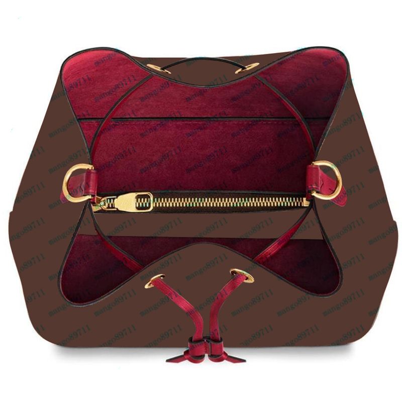 red bucket bolsa