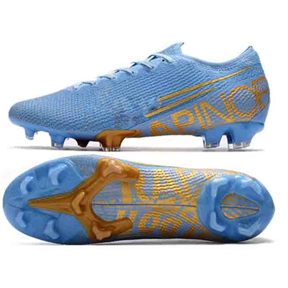 cr100 soccer cleats