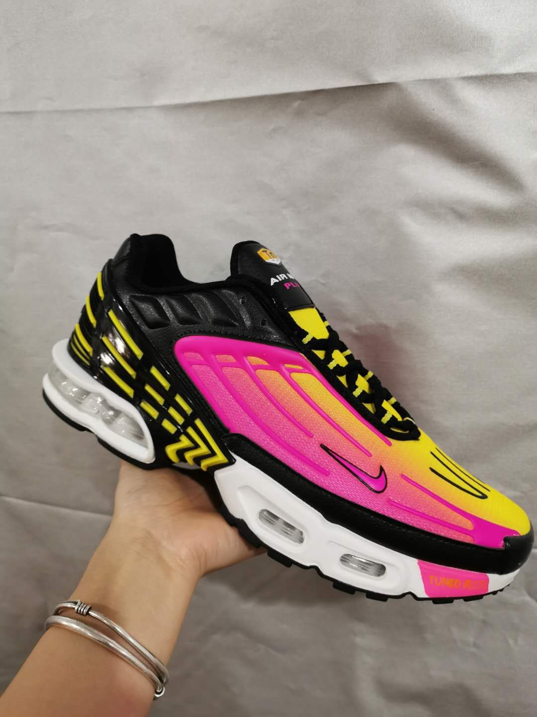 Acheter Pas Cher 2021 Nike Air Airmax Max Tn 2 Plus 3 Turned Tns Tn3 III  Nouvelle Arrivée Baskets De Sport Laser Hommes Des Chaussures De Course  Pour Femmes Tous Les Noirs