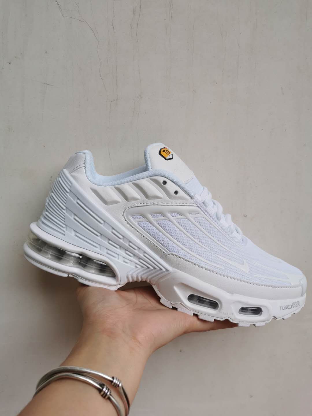 Acheter Pas Cher 2021 Nike Air Airmax Max Tn 2 Plus 3 Turned Tns Tn3 III  Nouvelle Arrivée Baskets De Sport Laser Hommes Des Chaussures De Course  Pour Femmes Tous Les Noirs