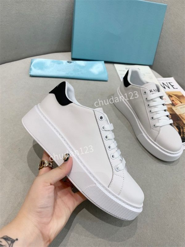 casual runners womens