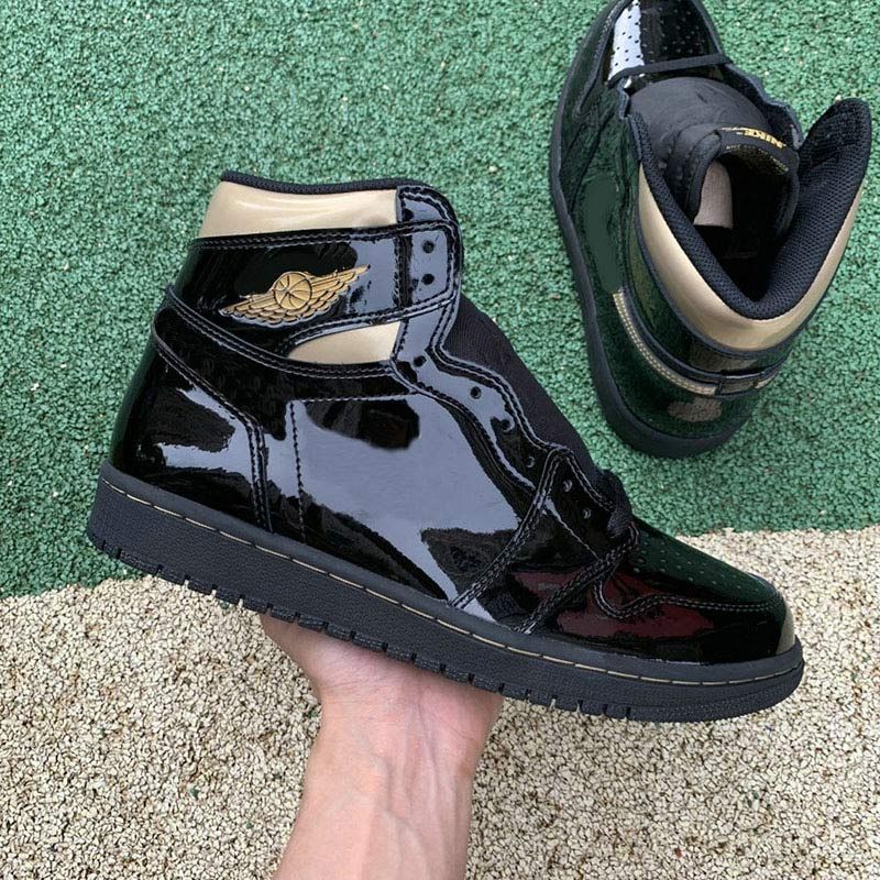 Jumpman 1 High OG Patent Black Metallic Gold Mens Basketball Shoes 1s