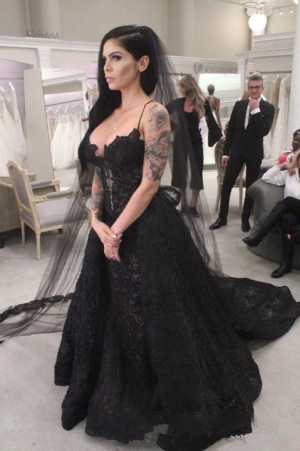 Vintage Lace Black Wedding Dresses Gothic Straps Applique V-neck Open Back Bohemian Bridal Dress FOr Vintage Lace Black Wedding Dresses Gothic Straps Applique V-neck Open Back Bohemian Bridal Dress FOr