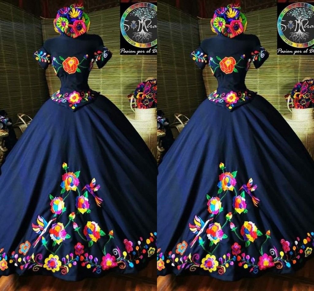 2022 mode charro mexico quinceanera klänningar marinblå broderad av axeln satin korsett tillbaka söt 15 tjejer prom klänning anpassad
