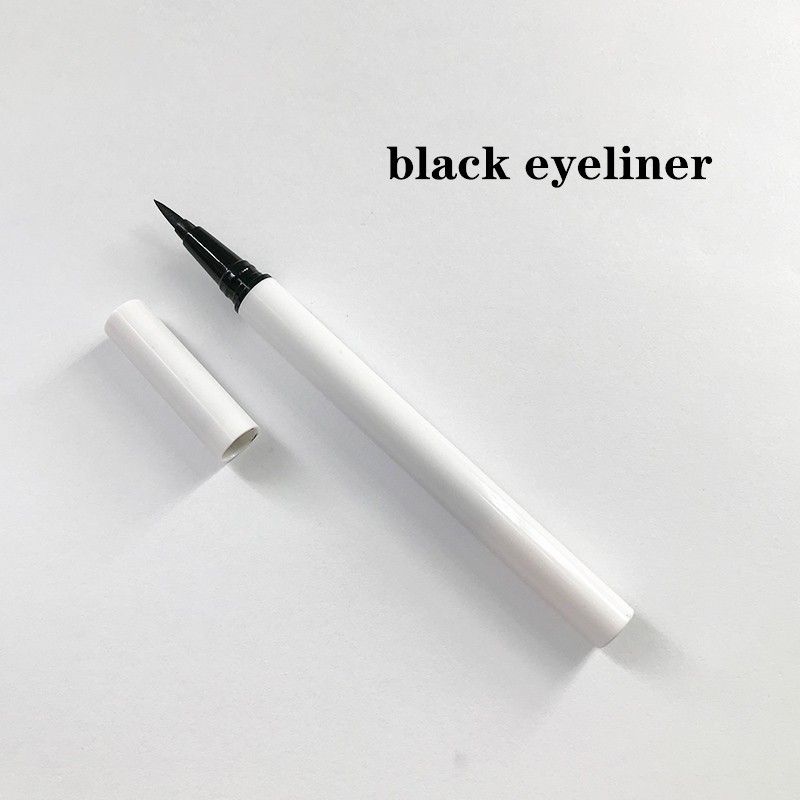 svart eyeliner23