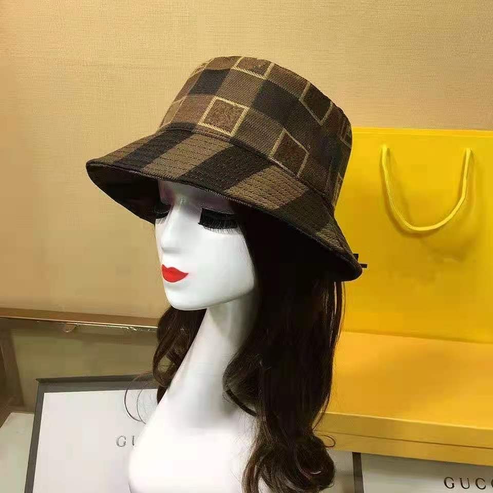 2020 نمط جديد إلكتروني دلو القبعات النساء الأزياء حوض قبعة جودة عالية منقوشة الشمس كاب الأسود في الهواء الطلق السفر قبعة الرجال قبعة