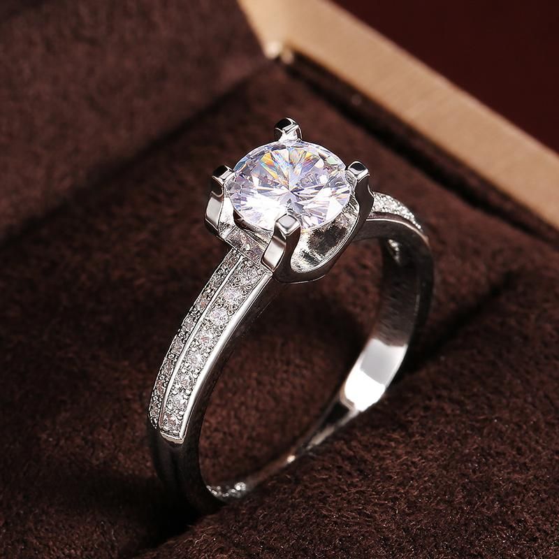 Anillo De Boda Femenino Elegante Anillo De Boda Redondo De Anillo De Boda Femenino Elegante Anillo De Boda Redondo De