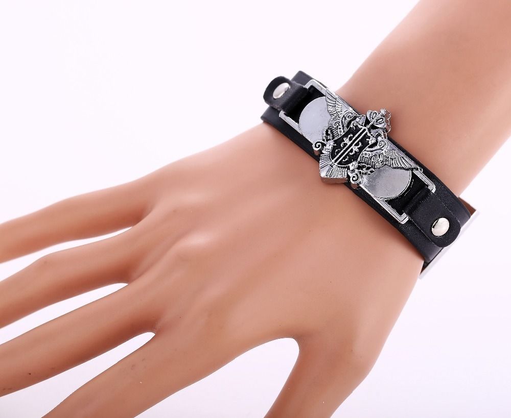 Punk Anime Black Butler En Cuir Gemme Bracelet & Bague Bijoux cosplay Parti Punk Anime Black Butler En Cuir Gemme Bracelet & Bague Bijoux cosplay Parti
