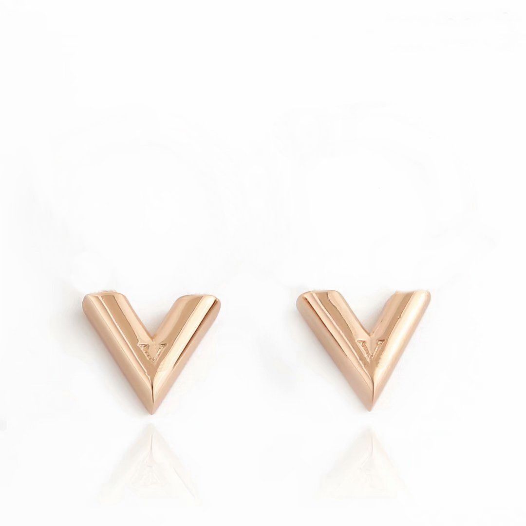Rose Gold/Stud Earrings