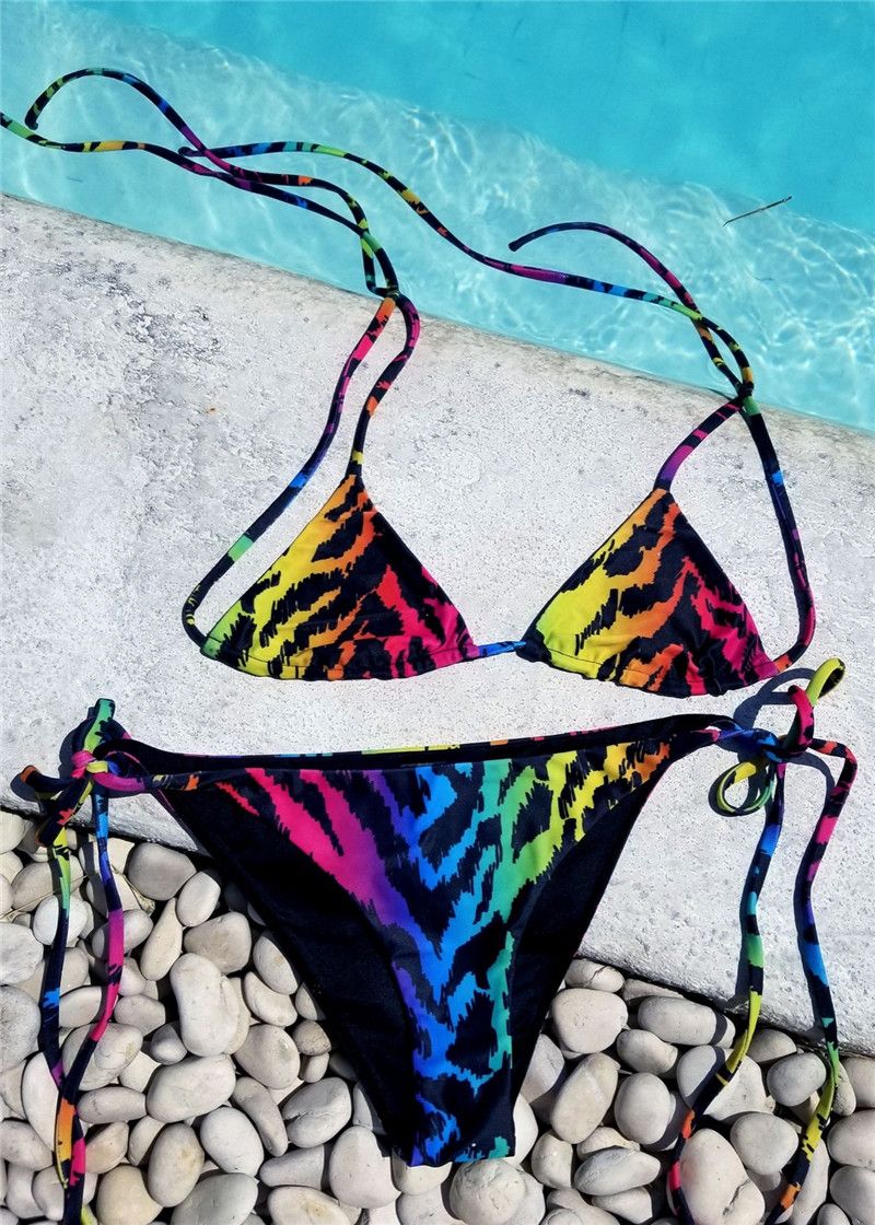 Leopardo color bikini mujer nadando deportes flexible elegante gratis chica 2 piezas