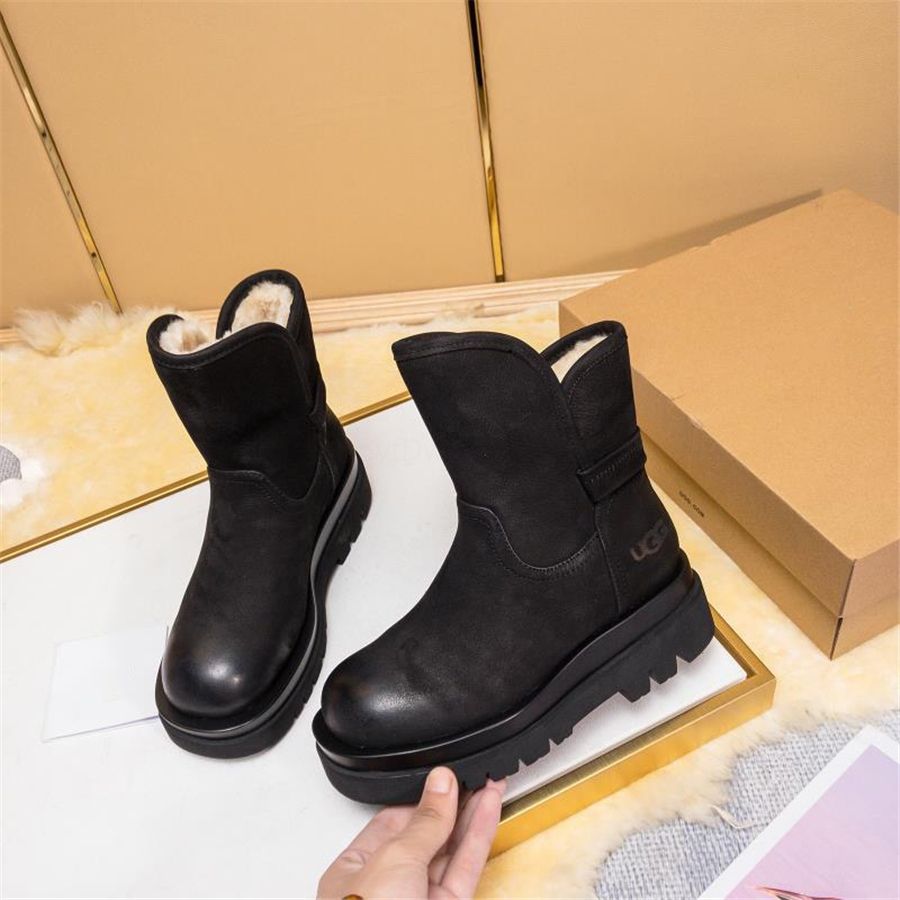 low cut insulated boots