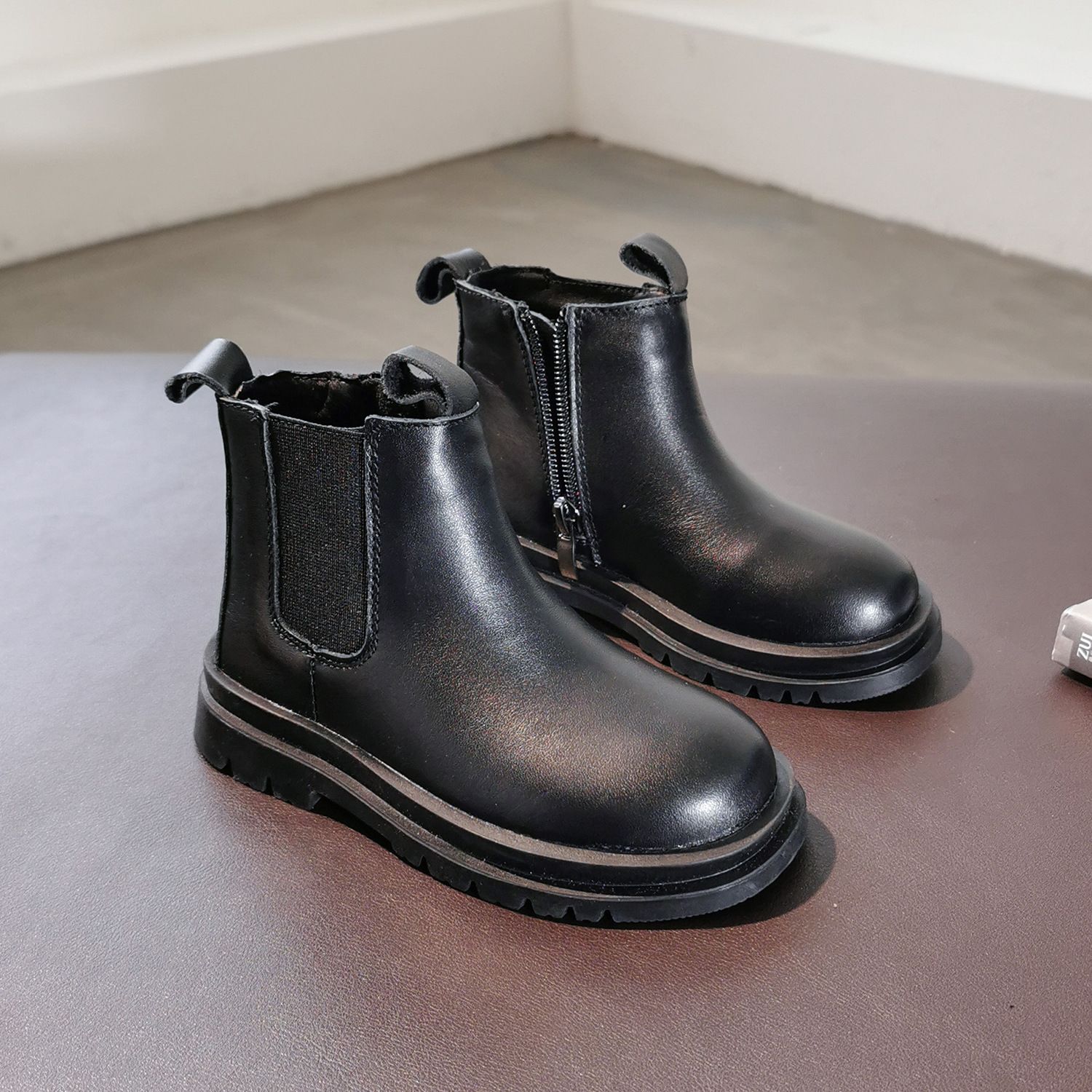 Compra Botas De Cuero Para Niña 2020 NUEVOS NIÑOS DE INVIERNO PLUS BOTAS  CORTAS DE VELVET BAJAS BAJAS BAJAS BOTAS DE Moda Barato | Entrega Rápida Y  Calidad | Es.Dhgate