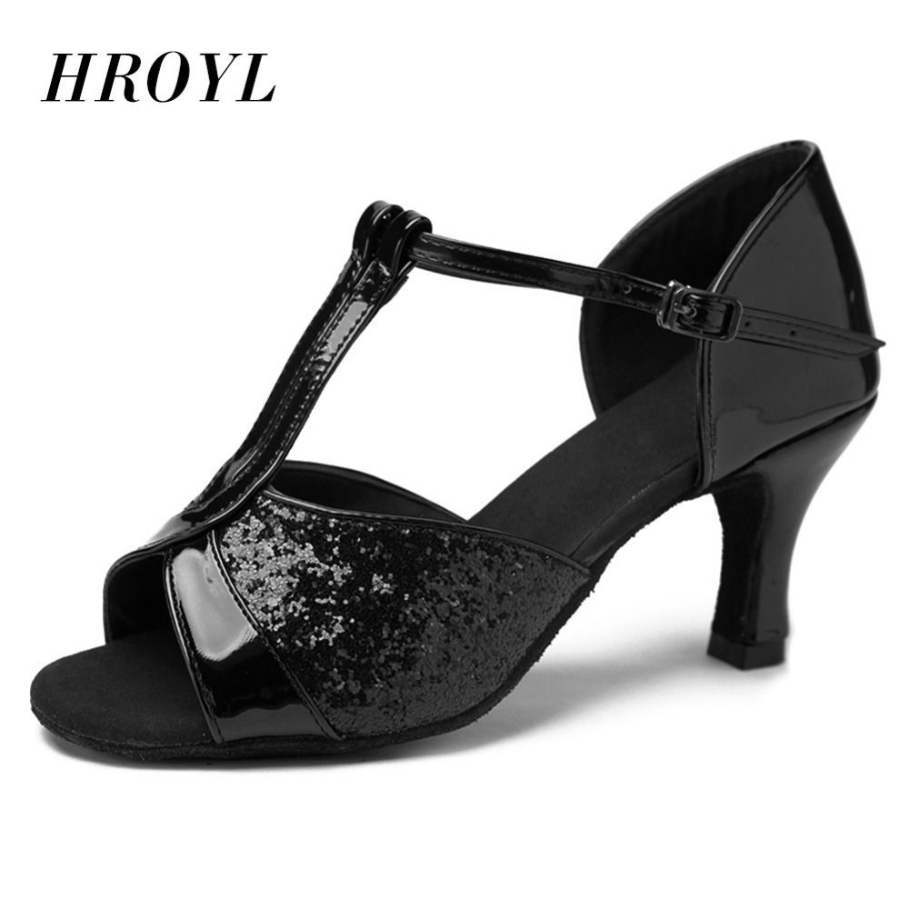 Baile high heels, ¿aún no lo conoces? ¡Te lo presentamos!