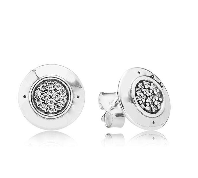 Seulement en argent boucle d'oreille