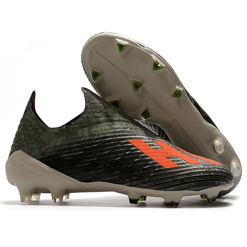 hot pink football boots