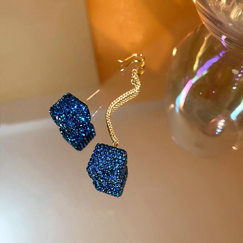 Des boucles d'oreilles