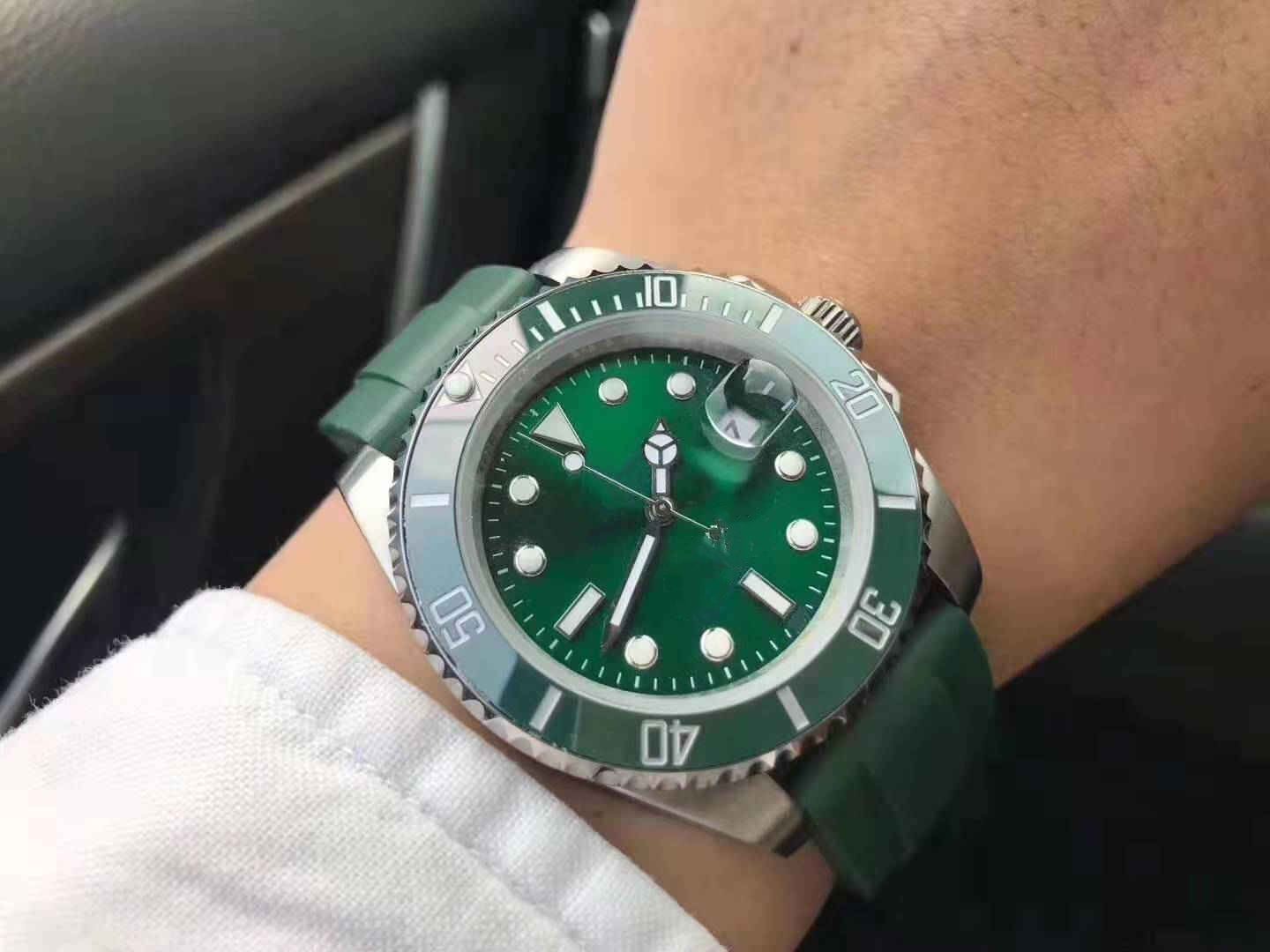 orologio quadrante verde