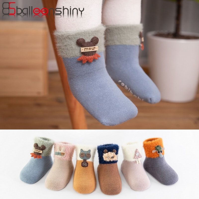 Acheter Balleenshiny Nouveau Dessin Anime Enfants Chaussettes Hiver Chaussettes Chaussettes Bebe Bebe Nourrisson Pour Filles Garcons Velours Cousting Terry Poupee Chaussettes Y1009 De 2 3 Du Shanye07 Fr Dhgate Com
