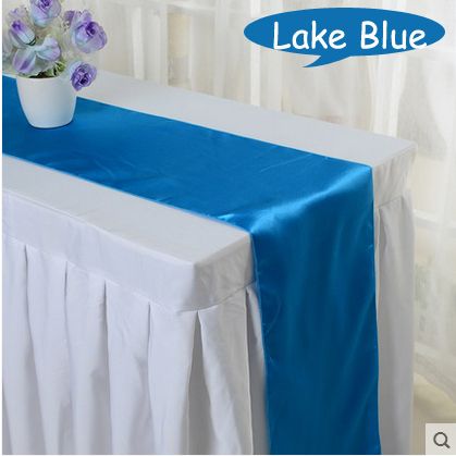 湖の青い