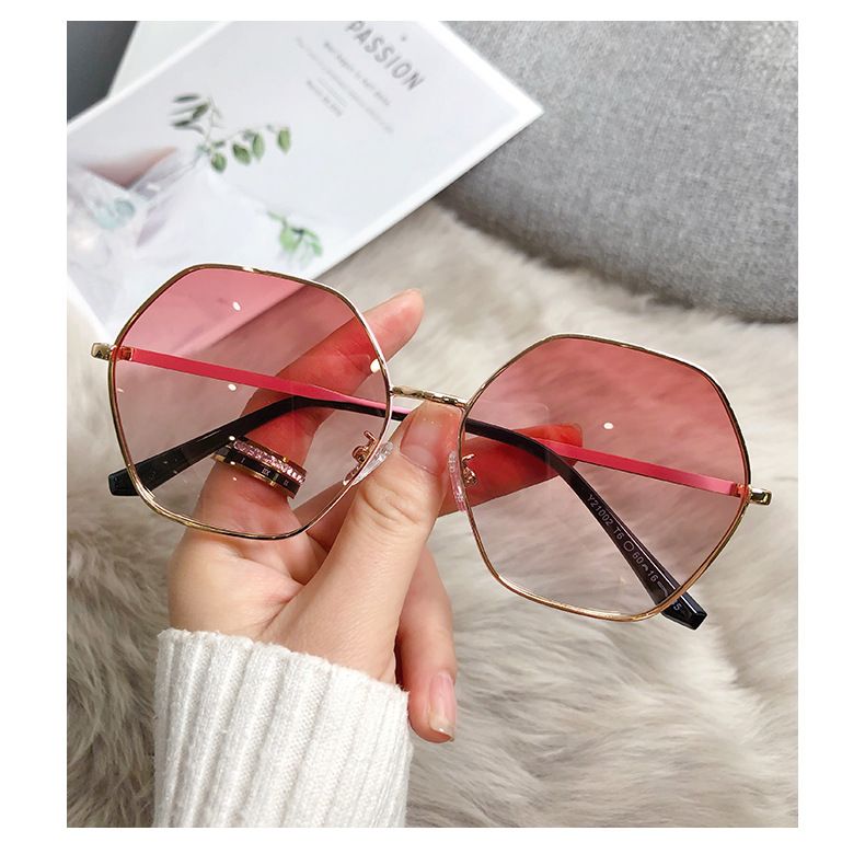 Acquista Occhiali Da Sole Di Moda Non Marca 2021 Nuovi Uomini In Metallo  Ottagonale Occhiali Da Sole UV Occhiali Da Sole Con Custodia Originale In  Pelle Originale, Panno, Scatola, Accessori. A 15,72