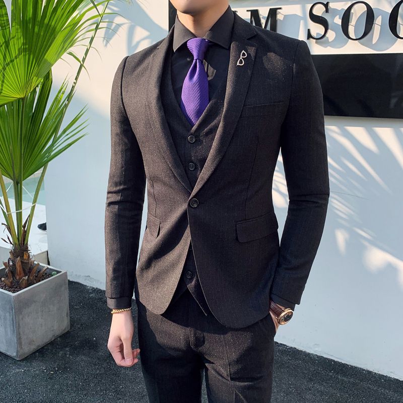 Compre Otoño E Invierno Estilo Coreano Slim Mens Trajes Juveniles A Rayas  Grandes Tamaño De Un Botón Traje De Tres Piezas A 90,96 € Del  Fashionshirley | Es.Dhgate.Com