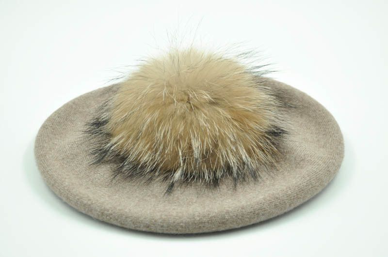 Khaki Natural Fur.