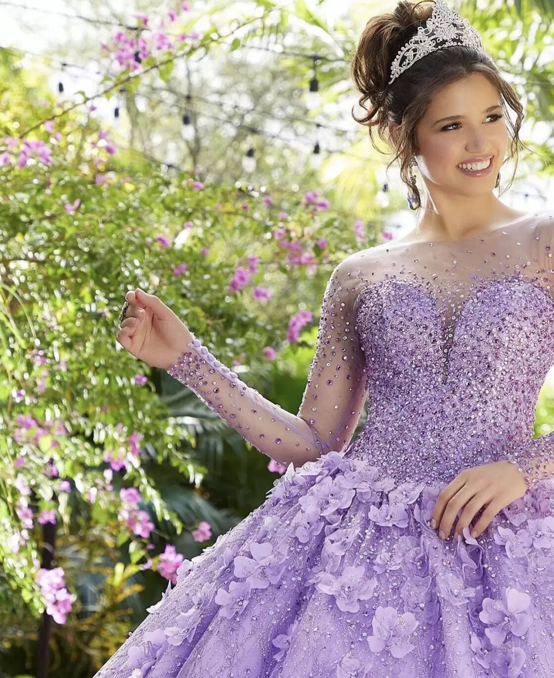 Sparkly lilac quinceañera vestidos de manga larga encaje 3d flores lentejuelas perlas Rhinestone princess fiesta dulce 15 vestido vestido Vestidos de 16 años brhyday Sparkly lilac quinceañera vestidos de manga larga encaje 3d flores lentejuelas perlas Rhinestone princess fiesta dulce 15 vestido vestido Vestidos de 16 años brhyday