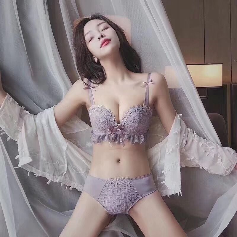 Boobs smail Small Tits