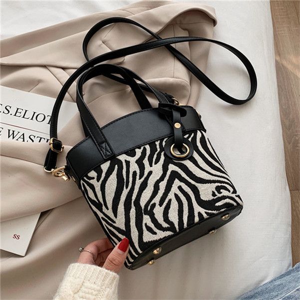 Women's Handbags Luxury Letter Print Ladies Crossbody Shoulder Tote Ladies Bag Women's Handbags Luxury Letter Print Ladies Crossbody Shoulder Tote Ladies Bag
