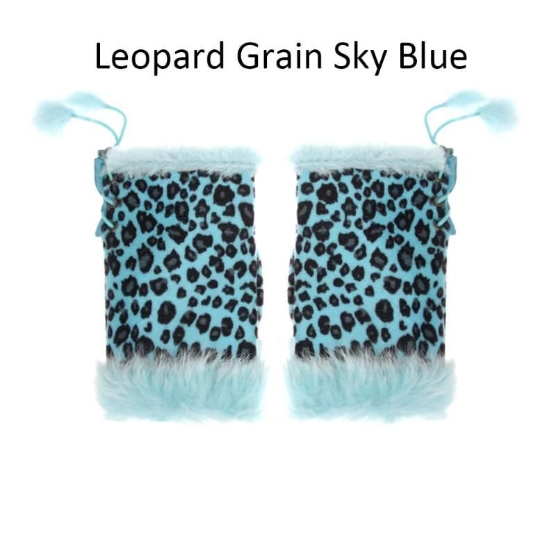 Leopard - bleu ciel