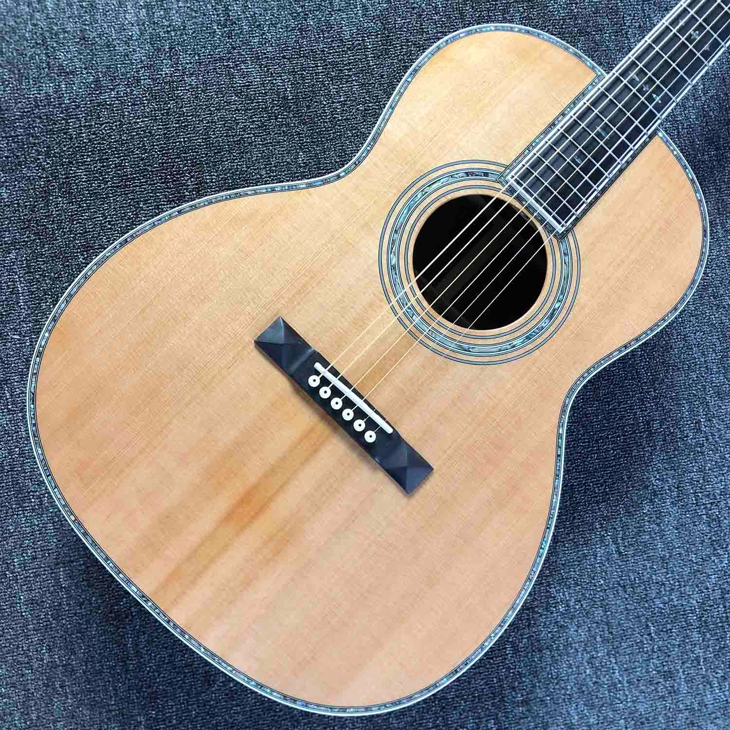 Compra Cedro Sólido Personalizado Top Cuerpo Redondo Acústico Guitarra  Eléctrica OOO Estilo Ebony Fingerboard Headstock Se Puede Personalizar Logo  Barato | Entrega Rápida Y Calidad | Es.Dhgate