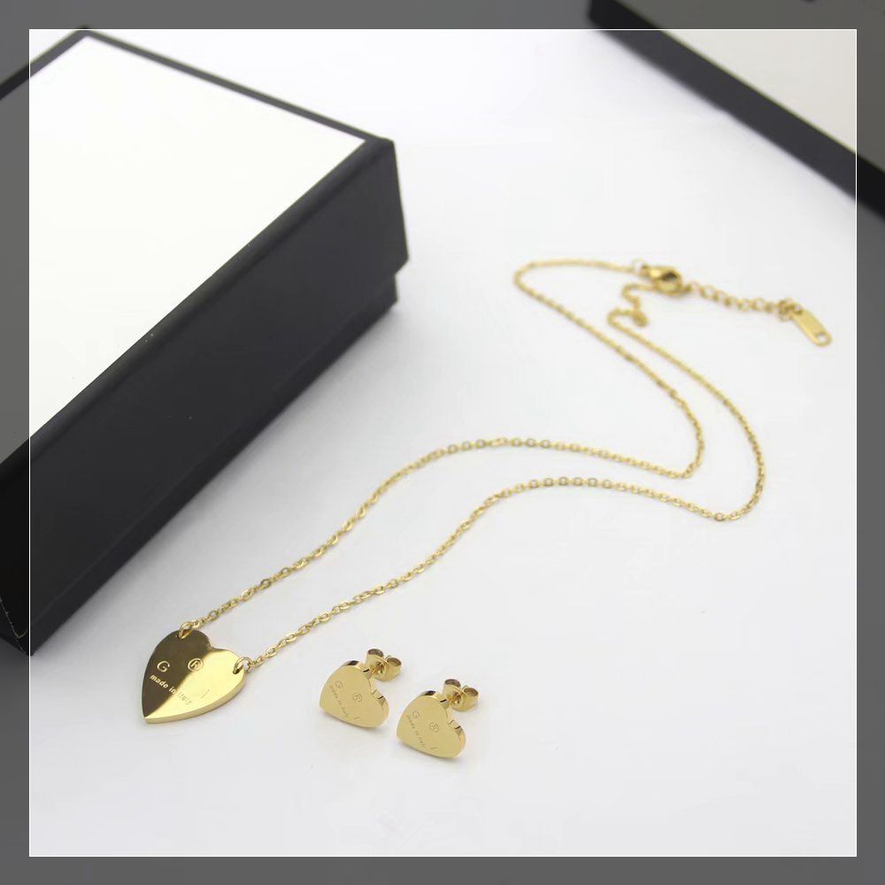 1 sets / geel goud (oorbellen + ketting)