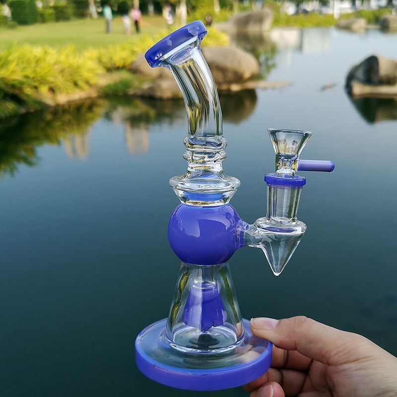 2021 Pyramid Design Heady Glass Bongs With Showerhead Percolator Bong Oil Rigs Short Nect