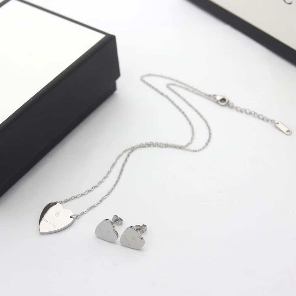 1Sets/White gold(Earrings+Necklace)