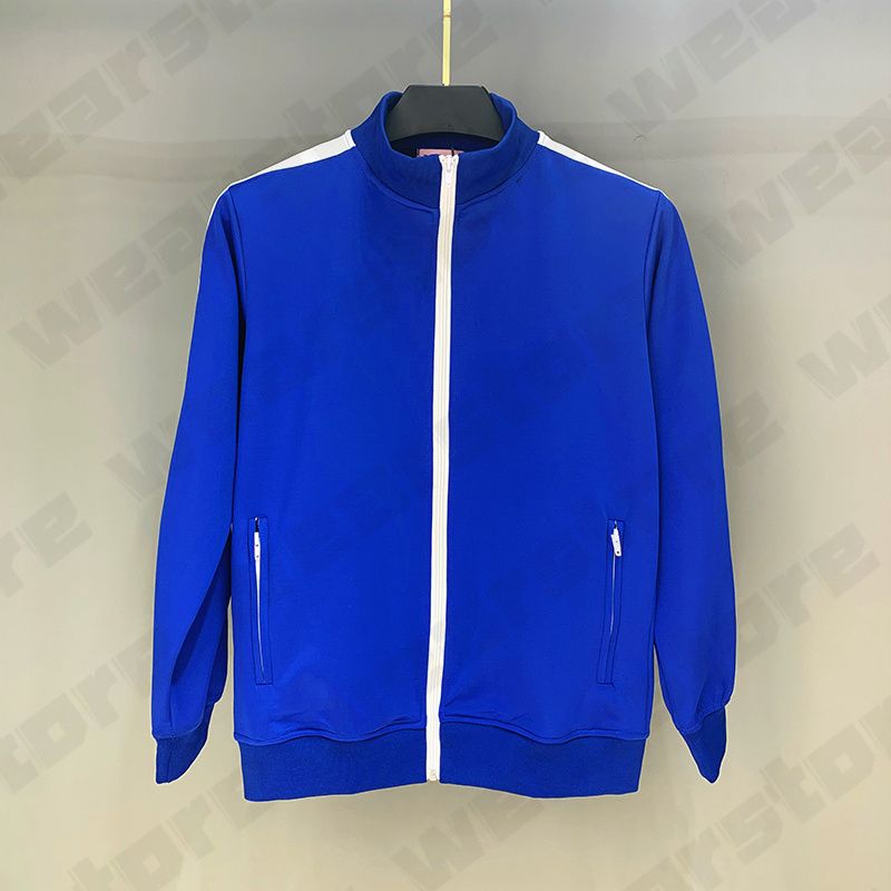 18 Blue Jacket