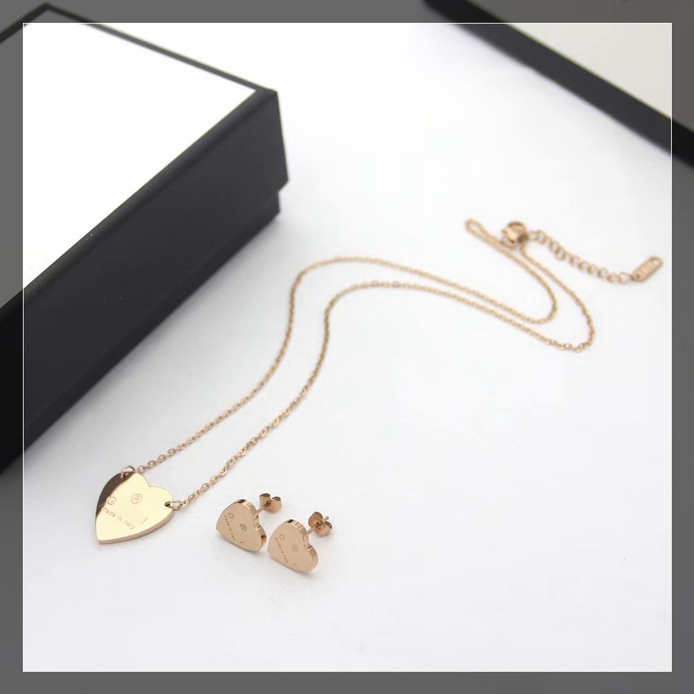 1Sets/Rose gold(Earrings+Necklace)