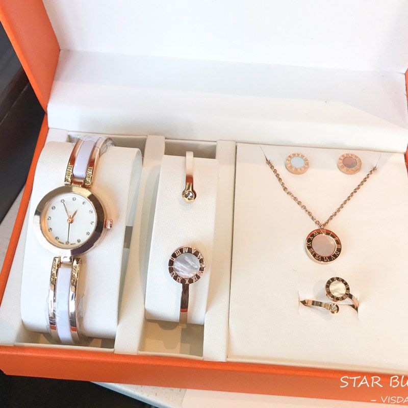 Acquistare 2021 Orologi Da Donna Nuovi Set Di Gioielli Di Moda Top Anelli  Collana Braccialetto Signora Regalo Orologio Da Polso Classico Gioielli Donna  Regalo De Mujer Orologio Economico | Consegna Veloce E