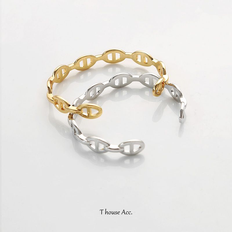 fashion bracelet bangle hand-in-one personality chain process pig nose hand-and-ring texture