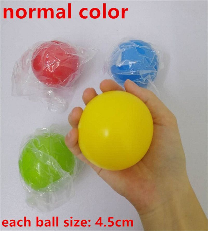 Boule de couleur normale en couleurs mélangées