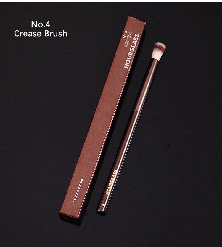 No.4 Crease Brush