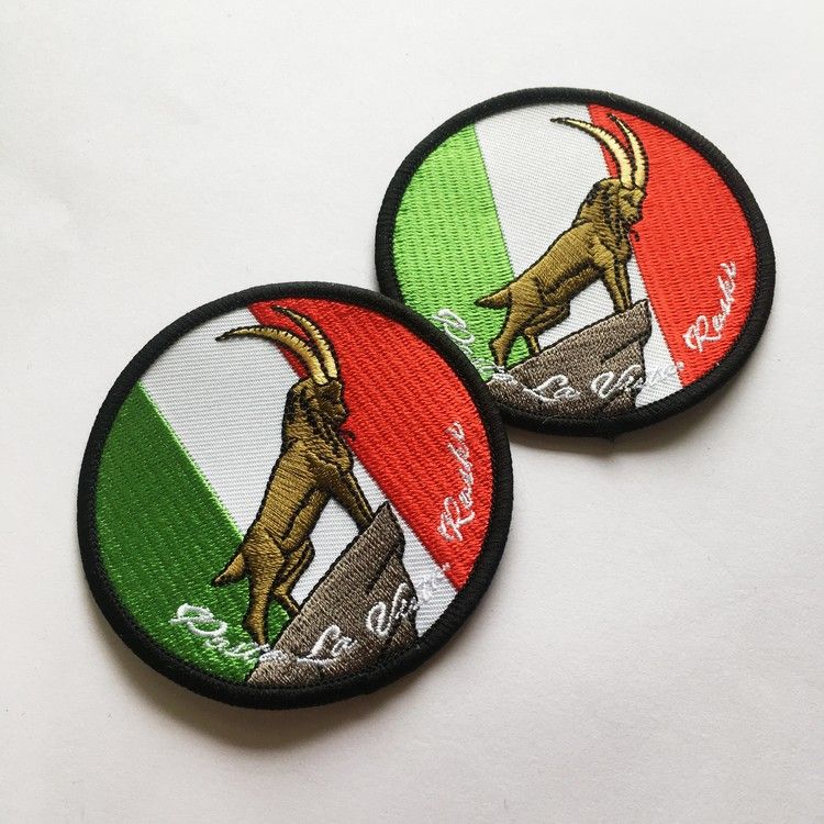 Compra Parches Bordados Personalizados Diseño De Bordados Nociones De  Hierro En Parche Con Merrow Barato | Entrega Rápida Y Calidad | Es.Dhgate