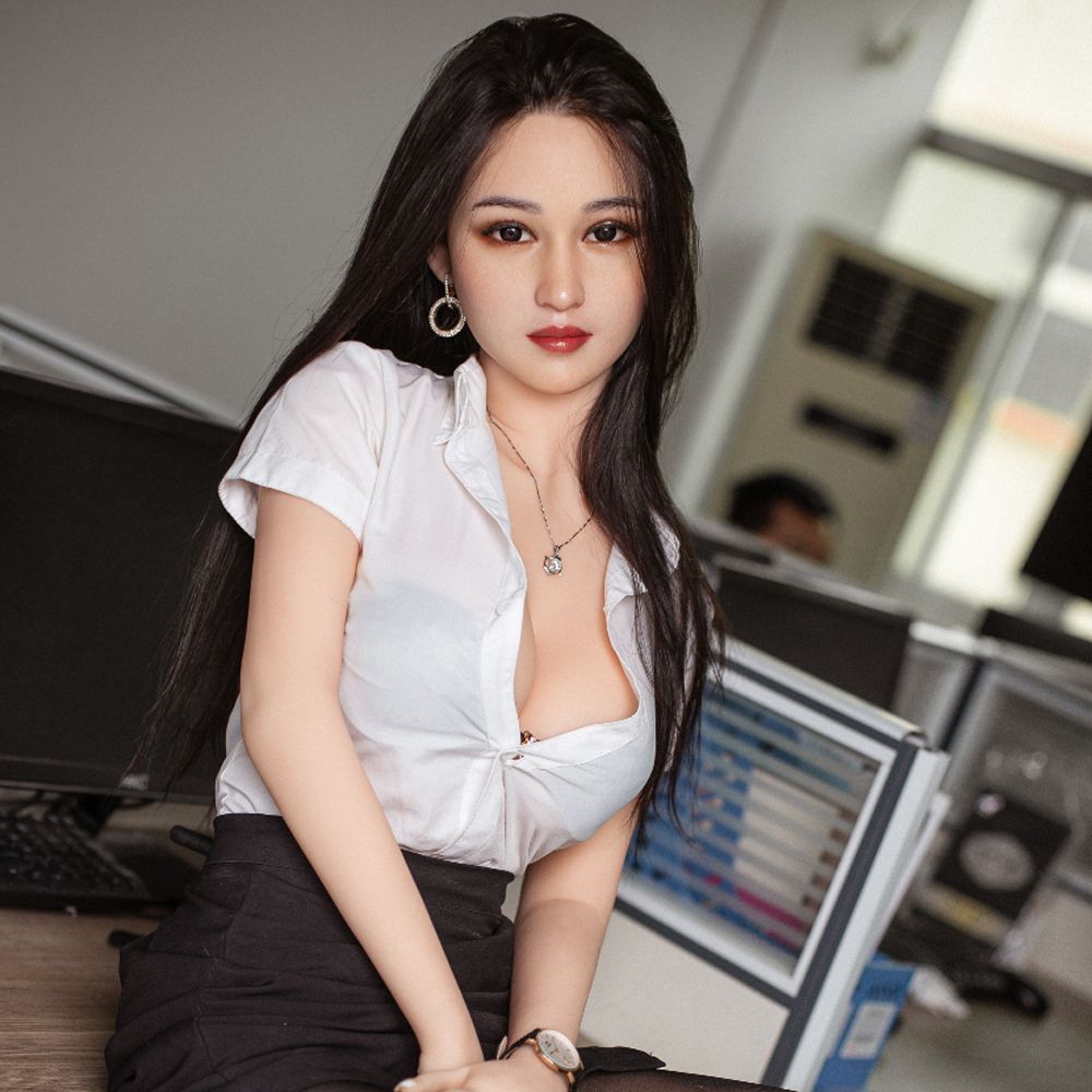 New Model Real Silicone Sex Doll With Hair Transplant Silicone Head And TPE Sexy Dolls Body Chinese Lifelike Small Breast Sex Doll For Men From Jdbeyond, $774.46 DHgate image pic