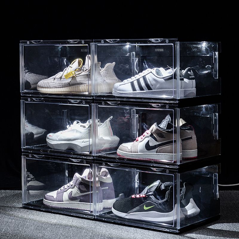 the sneaker box