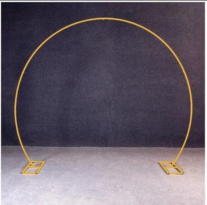 Goldene runde Form