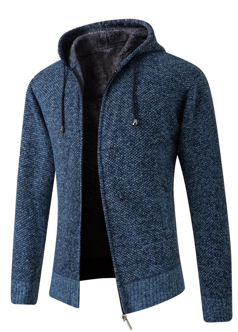 Homens de casaco de lã azul