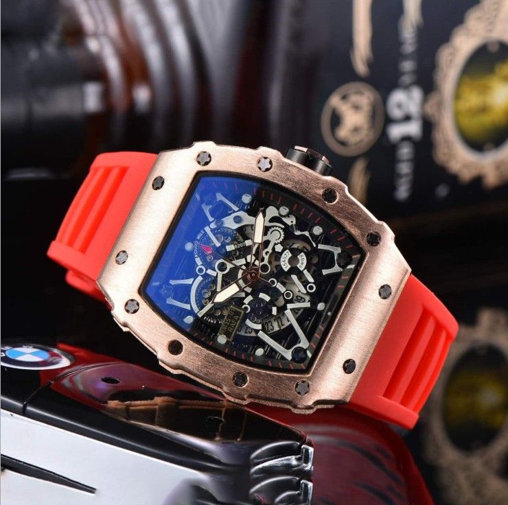 Acquistare 2021 New Hot Fashion Miller Men Watch Gel Casual Hollow Silica  Gel Con Quarzo Con Ghost Head Drill Orologi Da Polso Impermeabili Militari  Economico | Consegna Veloce E Qualità | It.Dhgate