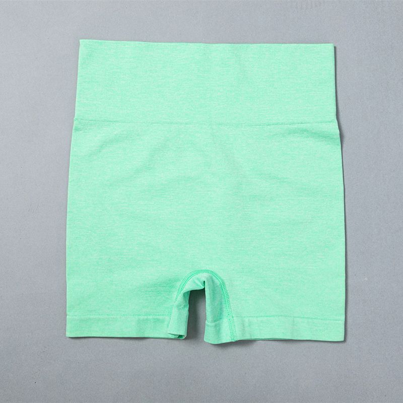 Grüne Shorts