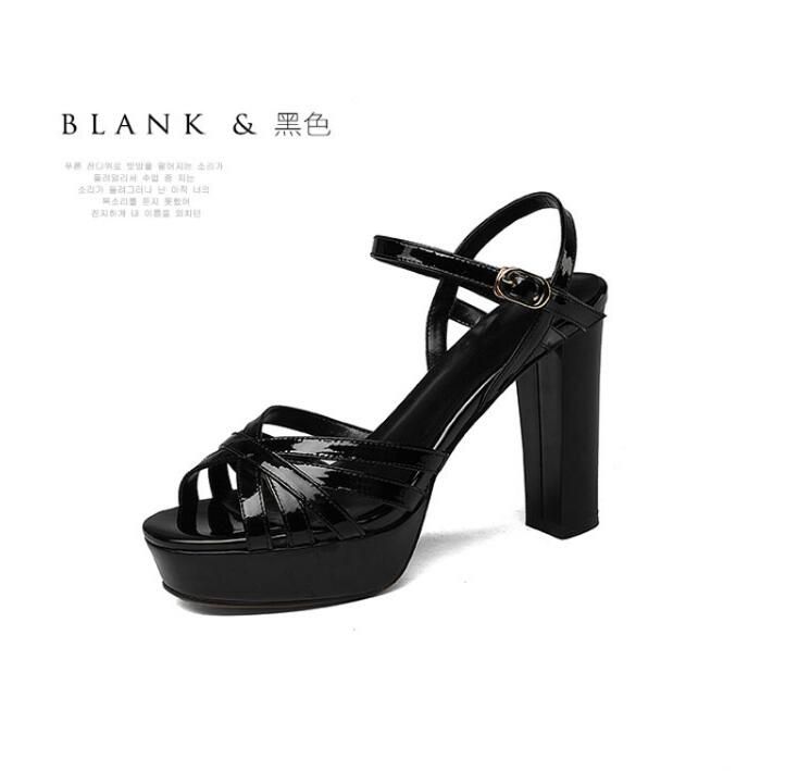 Black 10cm heel